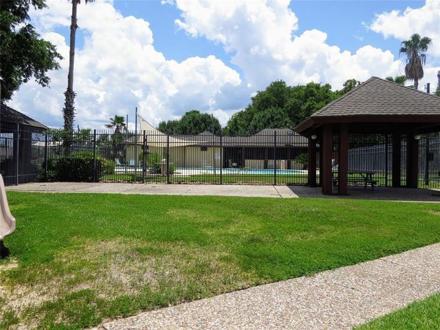 1911 Clipper Court, Willis, TX 77318
