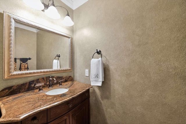 6515 Lussier Drive, Sugar Land, TX 77479