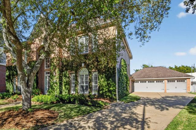 6515 Lussier Drive, Sugar Land, TX 77479