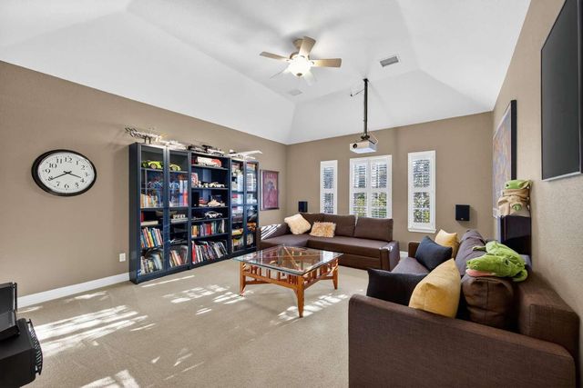 6515 Lussier Drive, Sugar Land, TX 77479