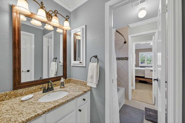 6515 Lussier Drive, Sugar Land, TX 77479