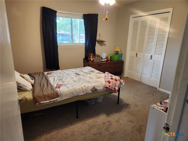 306 Dover Street, Victoria, TX 77905