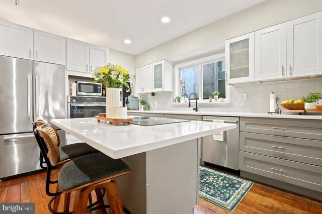 118 HERMIT ST, Philadelphia, PA 19127