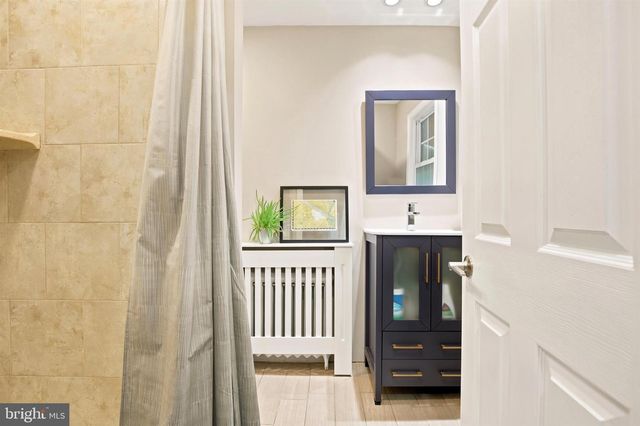 118 HERMIT ST, Philadelphia, PA 19127