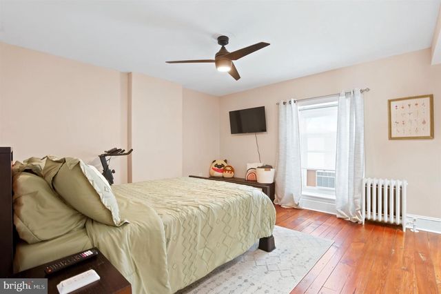 118 HERMIT ST, Philadelphia, PA 19127