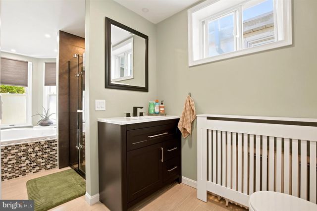 118 HERMIT ST, Philadelphia, PA 19127
