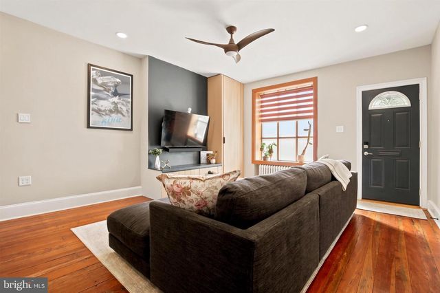 118 HERMIT ST, Philadelphia, PA 19127