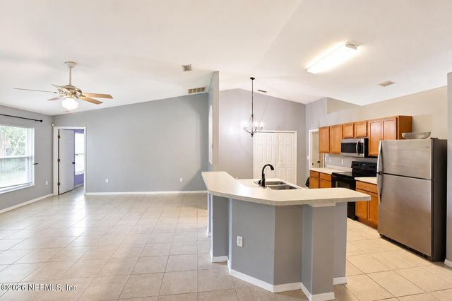35 BELLEAIRE Drive, Palm Coast, FL 32137