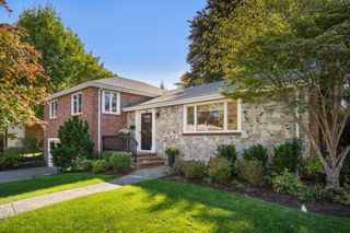 59 Deborah Road, Newton, MA 02459