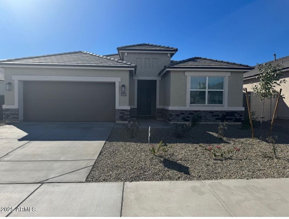 23934 W YAVAPAI Street, Buckeye, AZ 85326