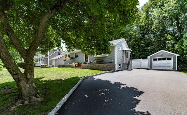 5 Nelson Place, Nanuet, NY 10954