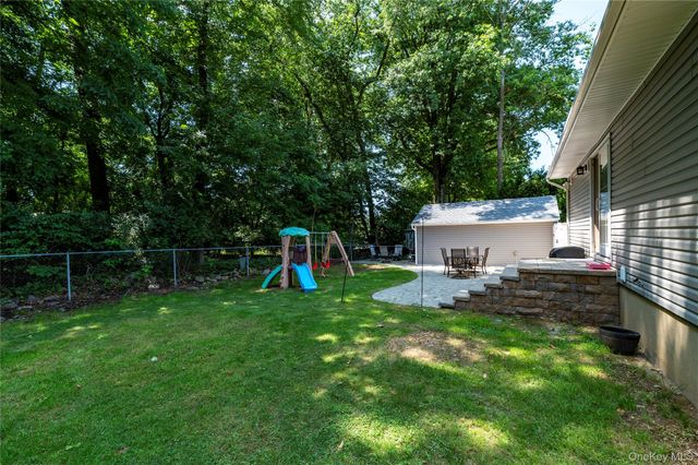 5 Nelson Place, Nanuet, NY 10954