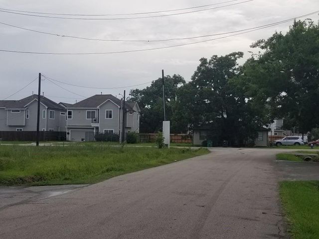 0 Nichols, Houston, TX 77020