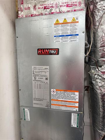 9105 W HILLSBOROUGH AVENUE I102, Tampa, FL 33615