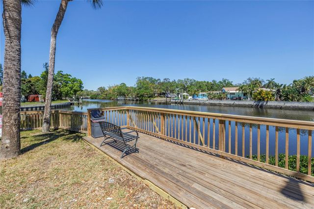 9105 W HILLSBOROUGH AVENUE I102, Tampa, FL 33615