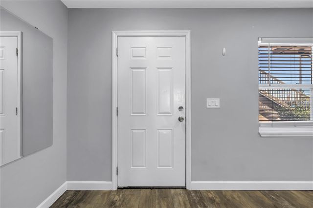 9105 W HILLSBOROUGH AVENUE I102, Tampa, FL 33615