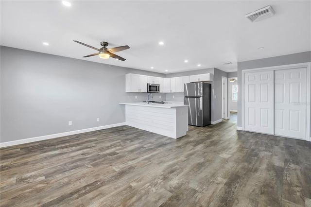 9105 W HILLSBOROUGH AVENUE I102, Tampa, FL 33615