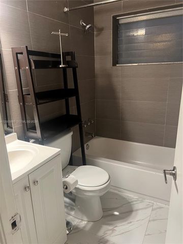 1611 West Ave 12, Miami Beach, FL 33139