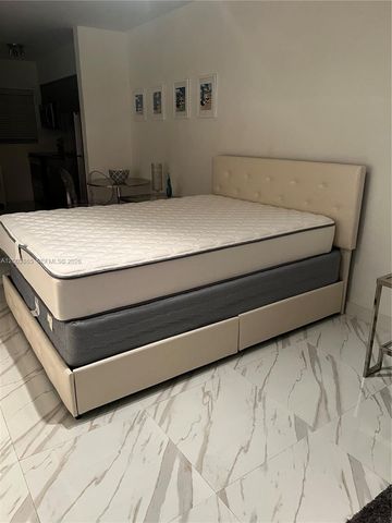 1611 West Ave 12, Miami Beach, FL 33139