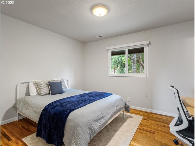 765 Sw 136TH Ave, Beaverton, OR 97005