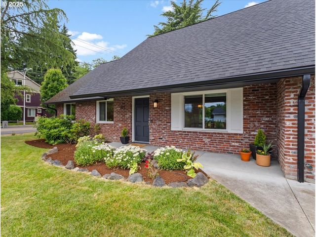 765 Sw 136TH Ave, Beaverton, OR 97005