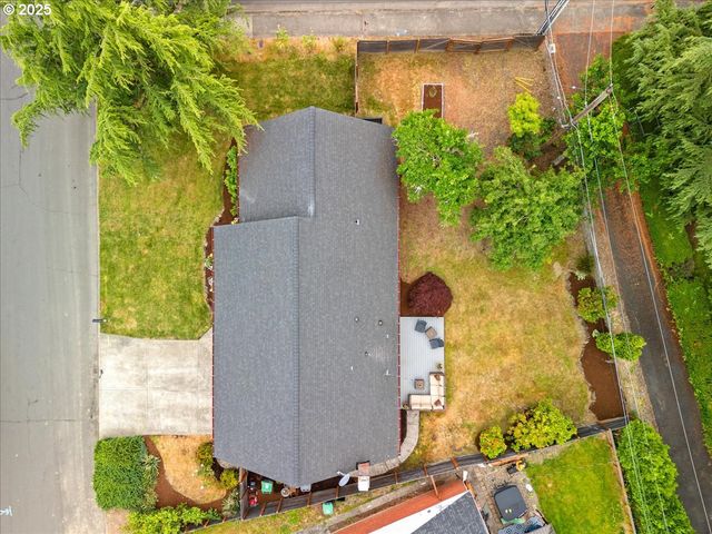765 Sw 136TH Ave, Beaverton, OR 97005