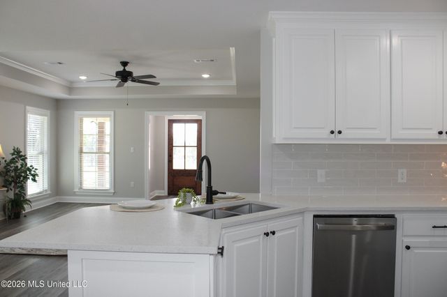 80 Meadow Breeze Road, Sumrall, MS 39482