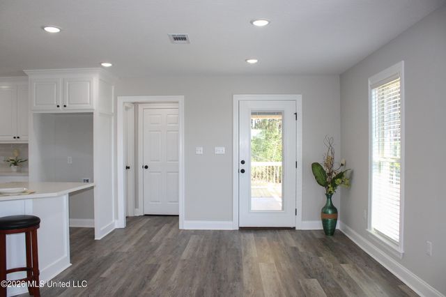 80 Meadow Breeze Road, Sumrall, MS 39482