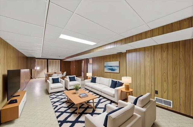 6 Ann Street, Florence, KY 41042