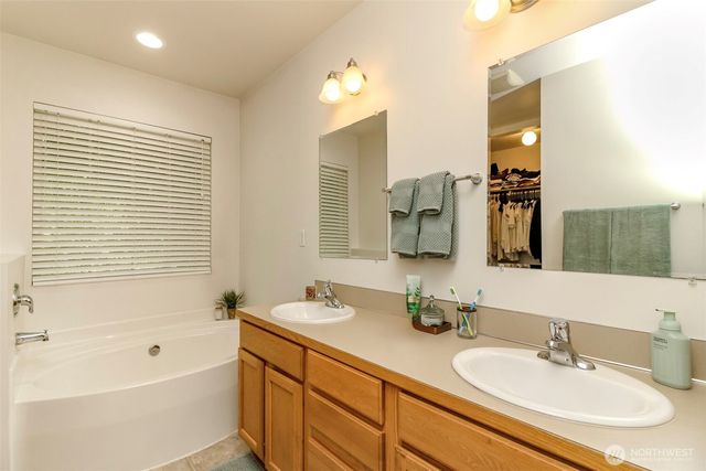 17942 Clear Lake Boulevard SE, Yelm, WA 98597
