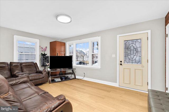 1207 LORRAINE AVE, Rosedale, MD 21237