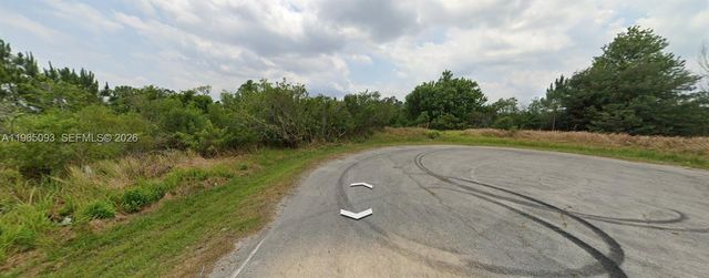 6857 Dickinson Drive, Sebring, FL 33872