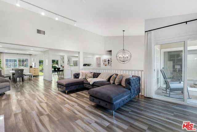 24550 Gardenstone Lane, Los Angeles, CA 91307