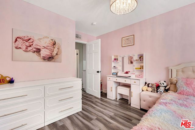 24550 Gardenstone Lane, Los Angeles, CA 91307