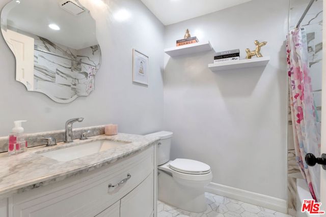 24550 Gardenstone Lane, Los Angeles, CA 91307