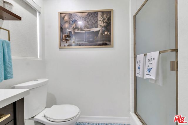 24550 Gardenstone Lane, Los Angeles, CA 91307