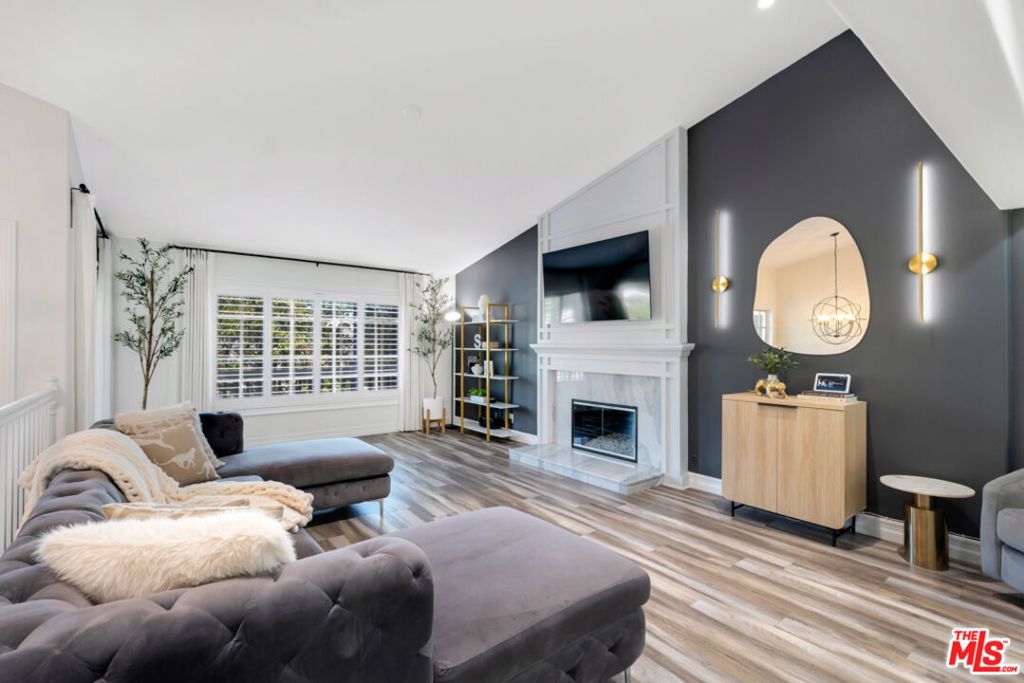24550 Gardenstone Lane, Los Angeles, CA 91307