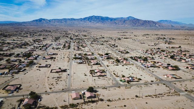 1210 Indian Ocean Avenue, Thermal, CA 92274