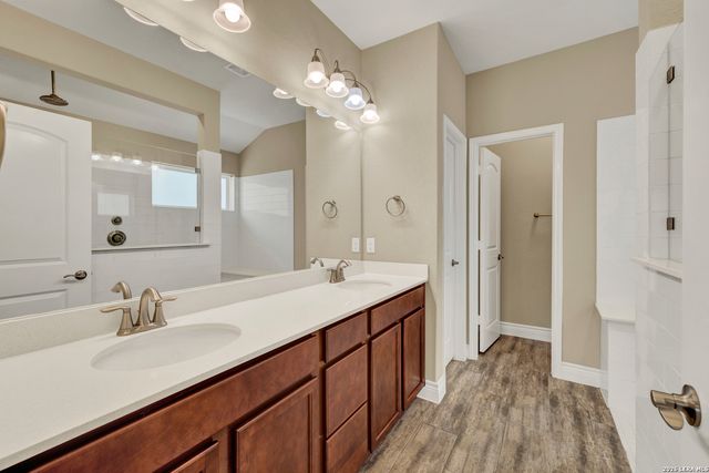 2266 KISKADEE DR, New Braunfels, TX 78132