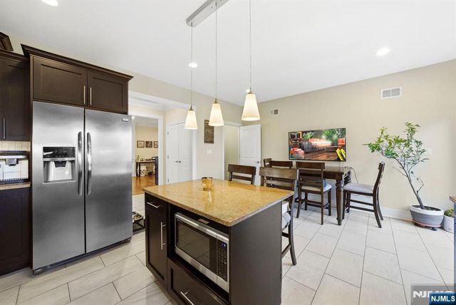 427 Lawton Avenue, Cliffside Park, NJ 07010