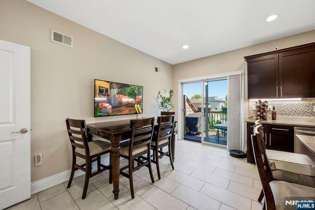 427 Lawton Avenue, Cliffside Park, NJ 07010