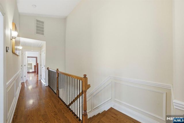 427 Lawton Avenue, Cliffside Park, NJ 07010