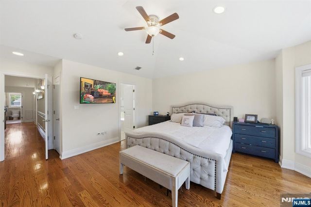 427 Lawton Avenue, Cliffside Park, NJ 07010