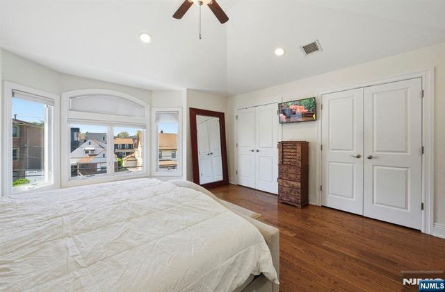 427 Lawton Avenue, Cliffside Park, NJ 07010