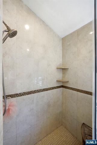 427 Lawton Avenue, Cliffside Park, NJ 07010