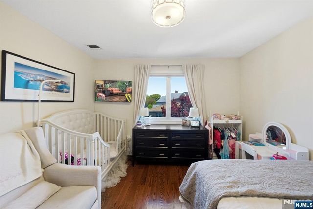 427 Lawton Avenue, Cliffside Park, NJ 07010
