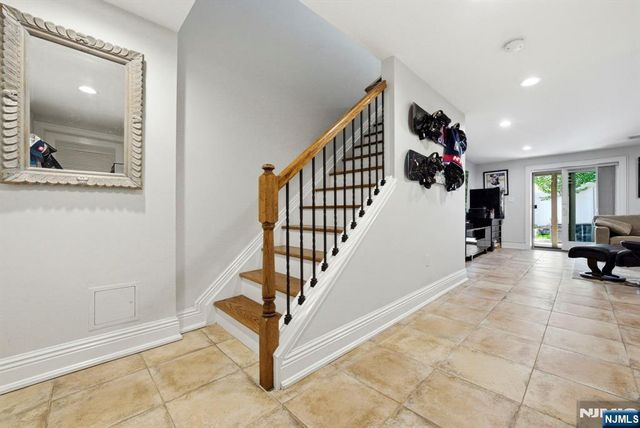 427 Lawton Avenue, Cliffside Park, NJ 07010