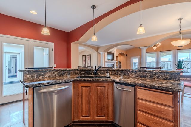 3821 Sherwood Park Drive, Medford, OR 97504