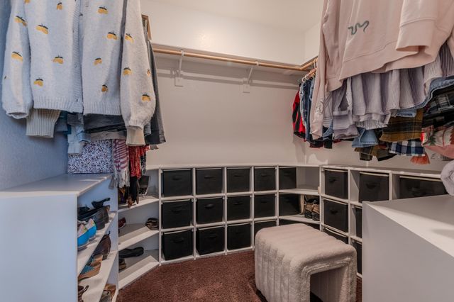 3821 Sherwood Park Drive, Medford, OR 97504