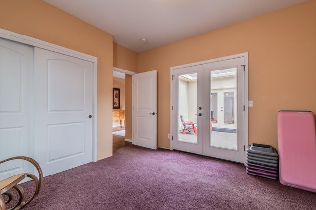 3821 Sherwood Park Drive, Medford, OR 97504